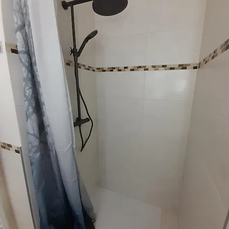 Ferienwohnung Ruesing شقة