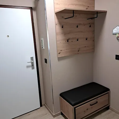 Ferienwohnung Ruesing شقة